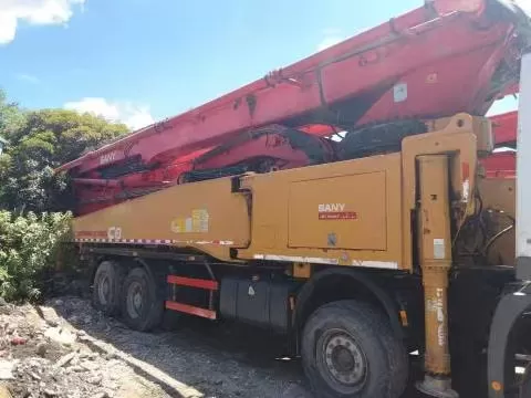 wysokiej jakości pompa do betonu sany boom 2018 56m montowana na ciężarówce na podwoziu benz