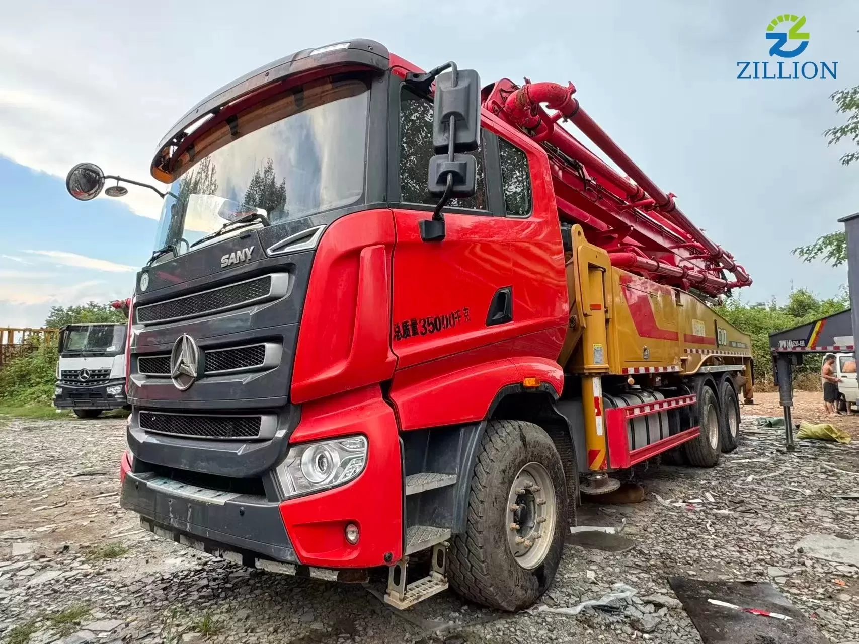 Jak chronić pojazdy przed uszkodzeniami podczas transportu morskiego